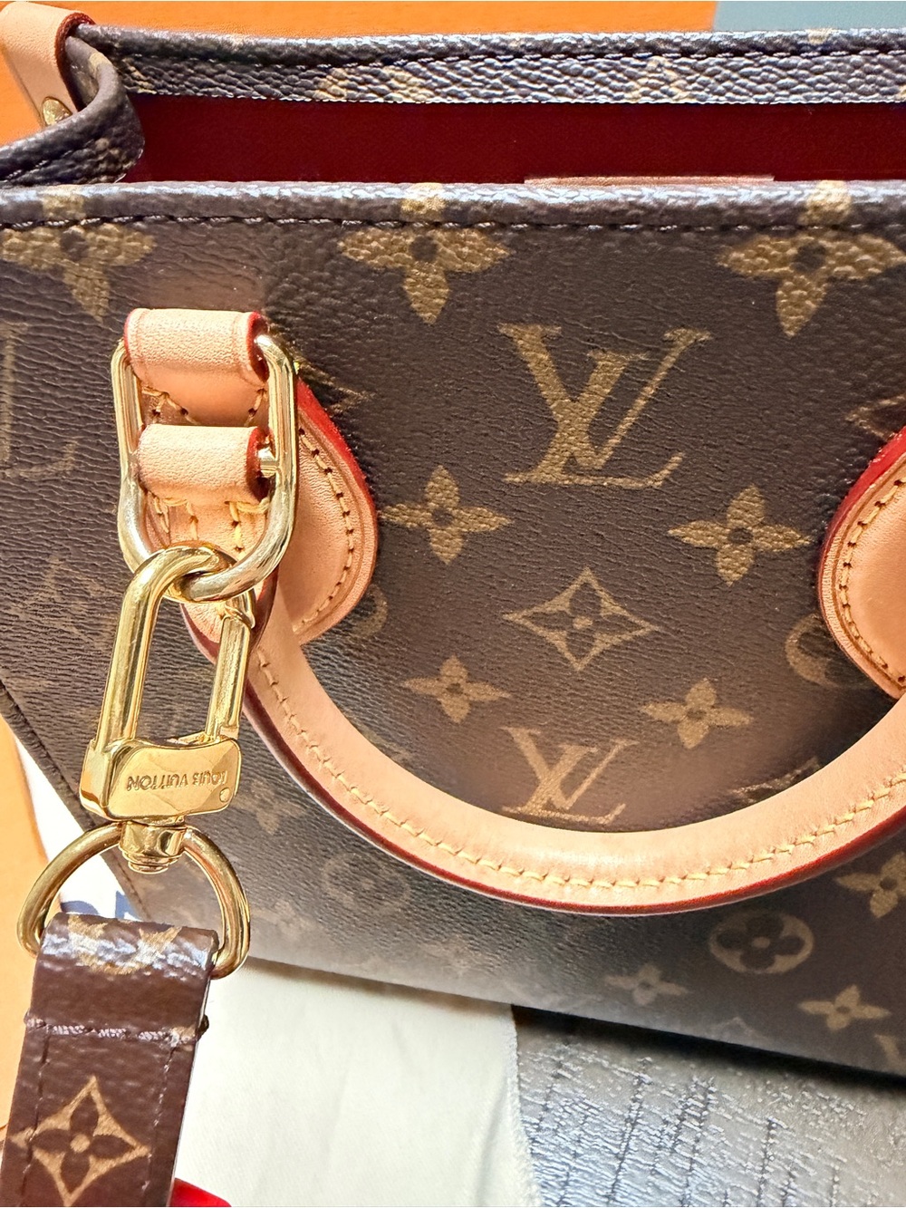 Authentic Louis Vuitton Sac Plat bb - Picture 2 of 16